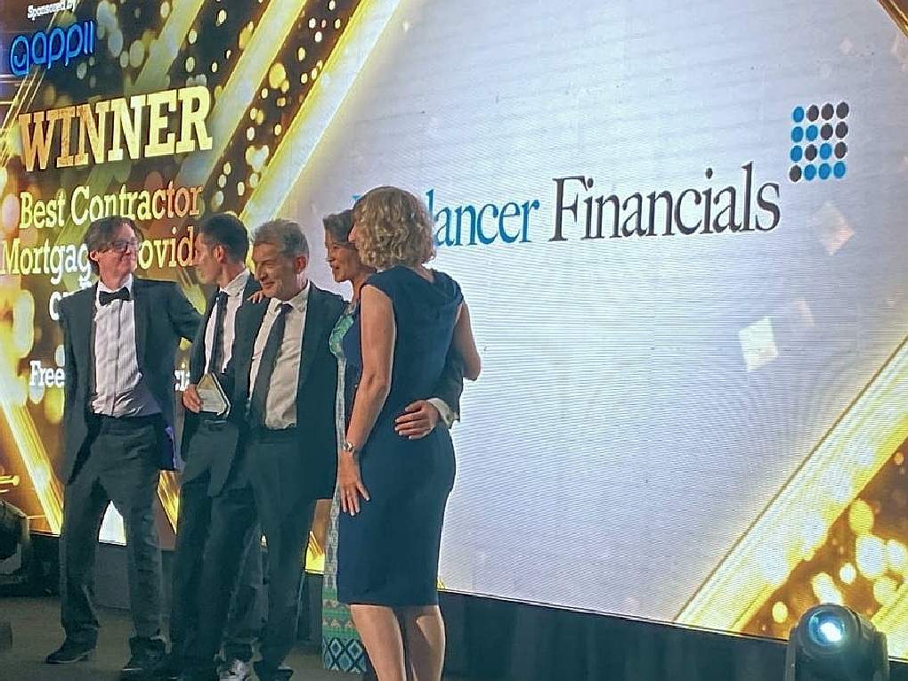 collecting best contractor mortgage provide award from ed byrne 2023